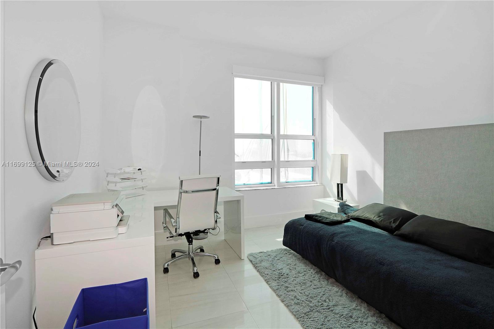THE PLAZA 851 BRICKELL CO - Residential