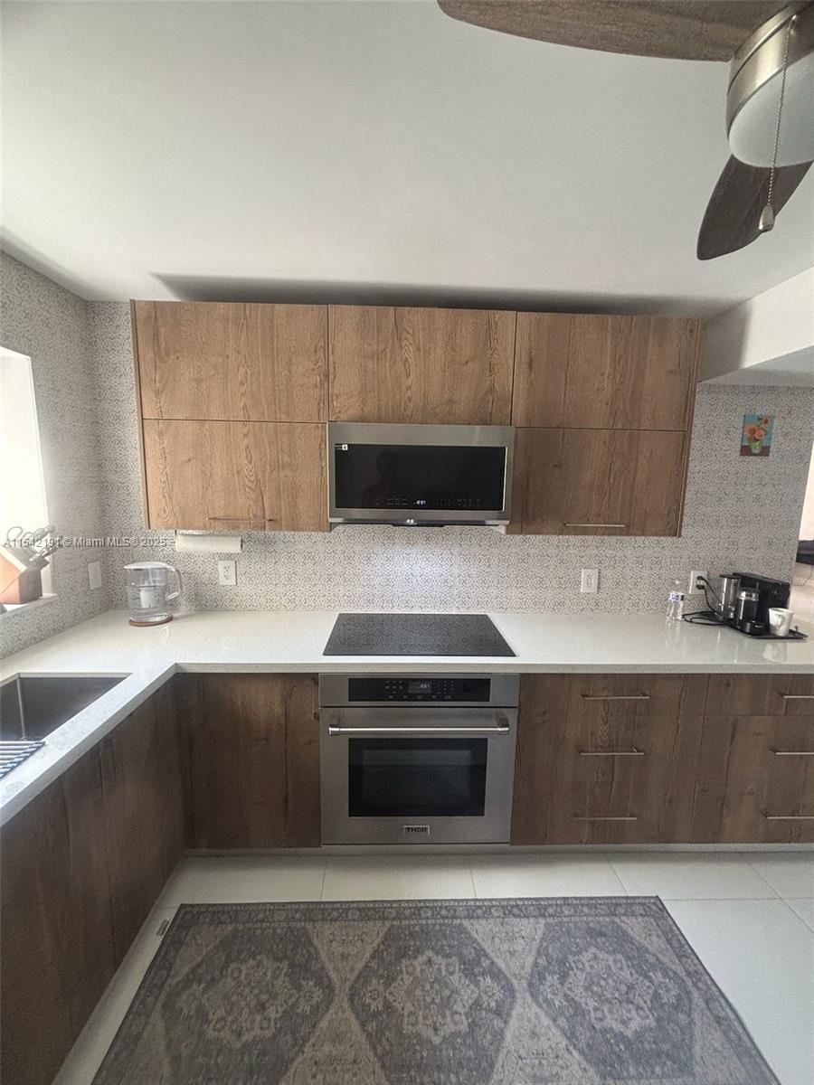 PRINCE GEORGE ARMS CONDO - Residential