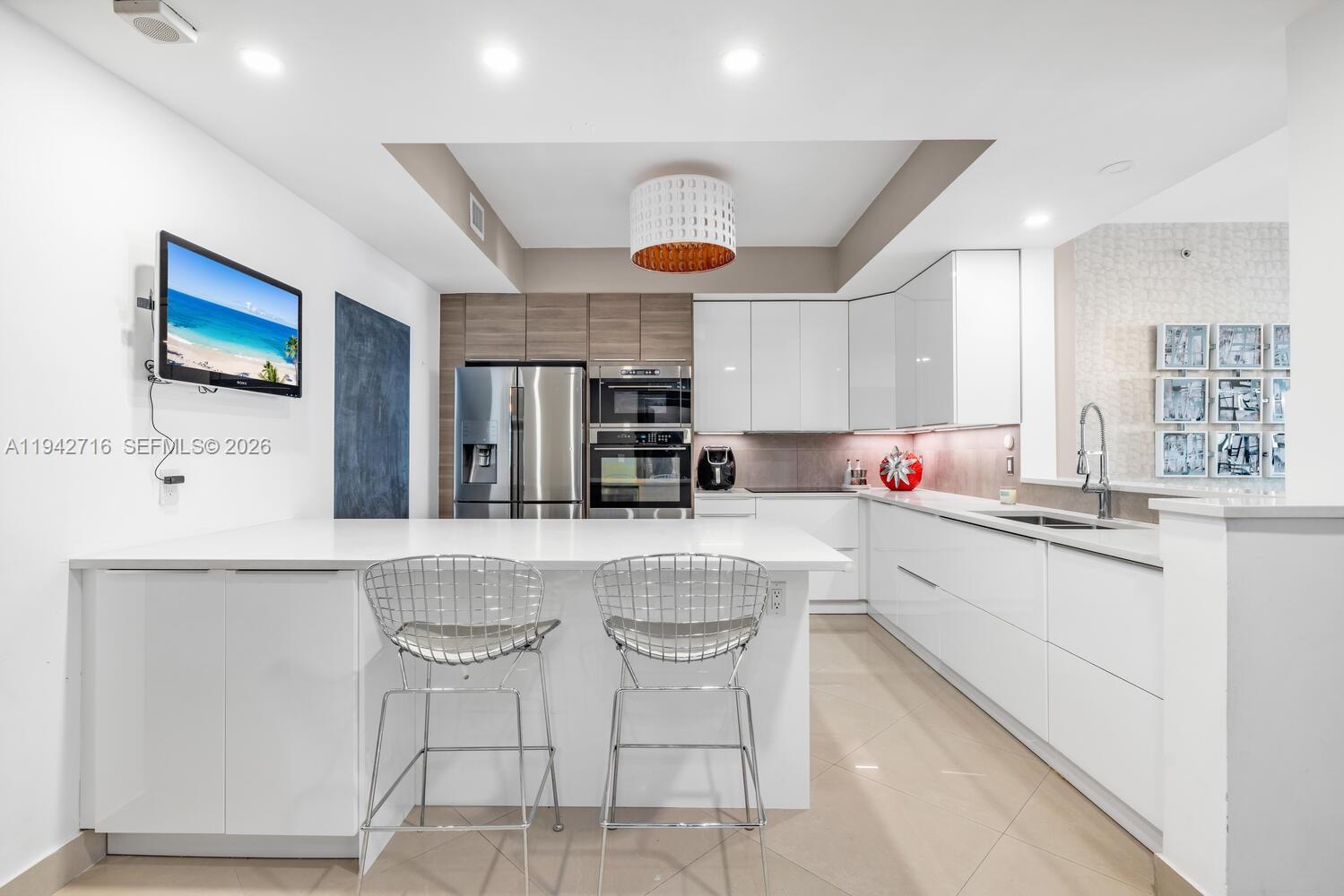 3340 NE 190th St 1408