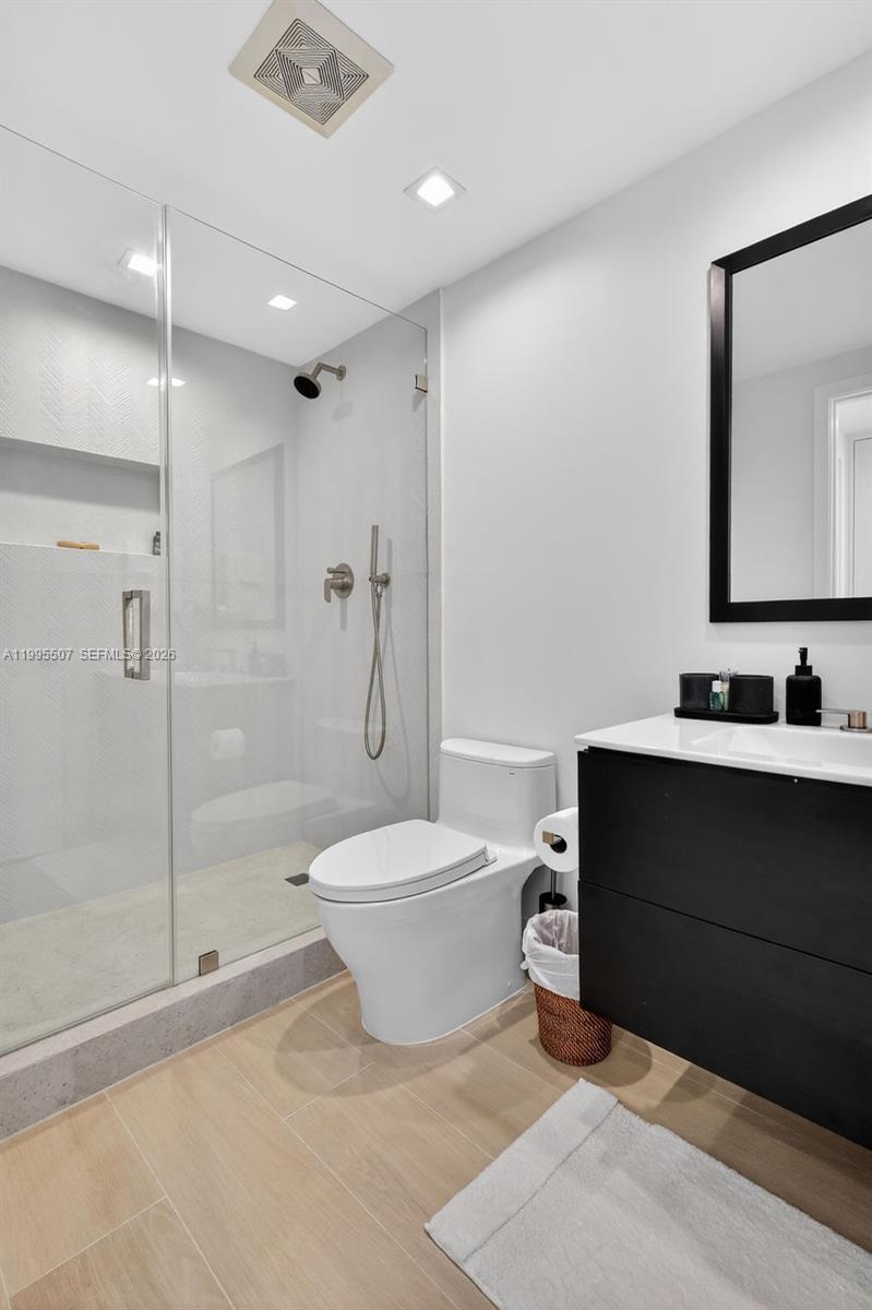 BELLAMARE @ WILLIAMS ISLA - Residential