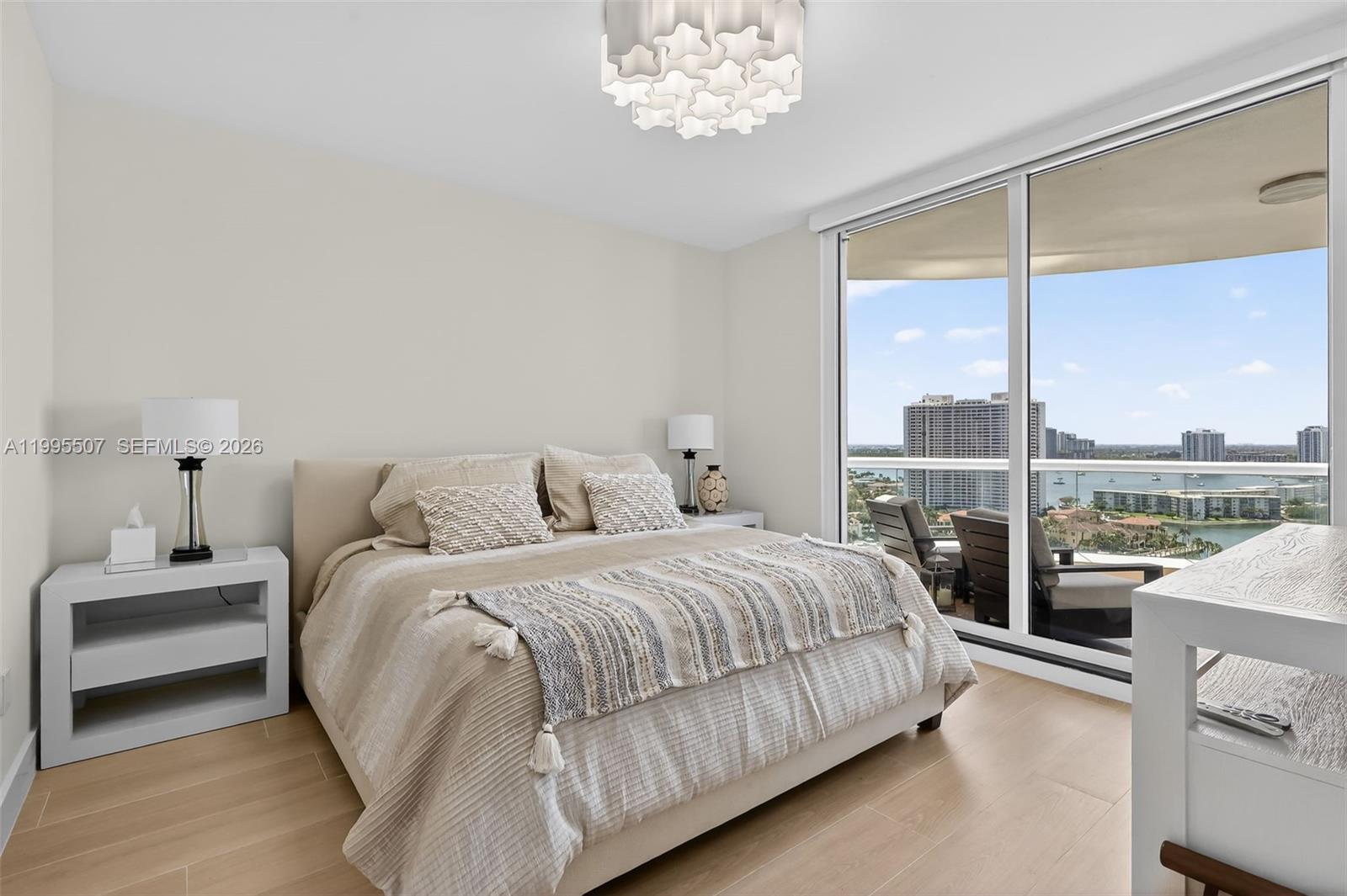 BELLAMARE @ WILLIAMS ISLA - Residential