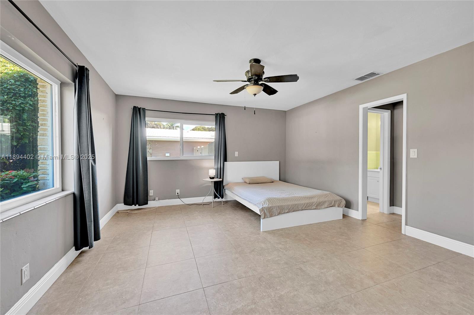 PALM RIDGE - Residential