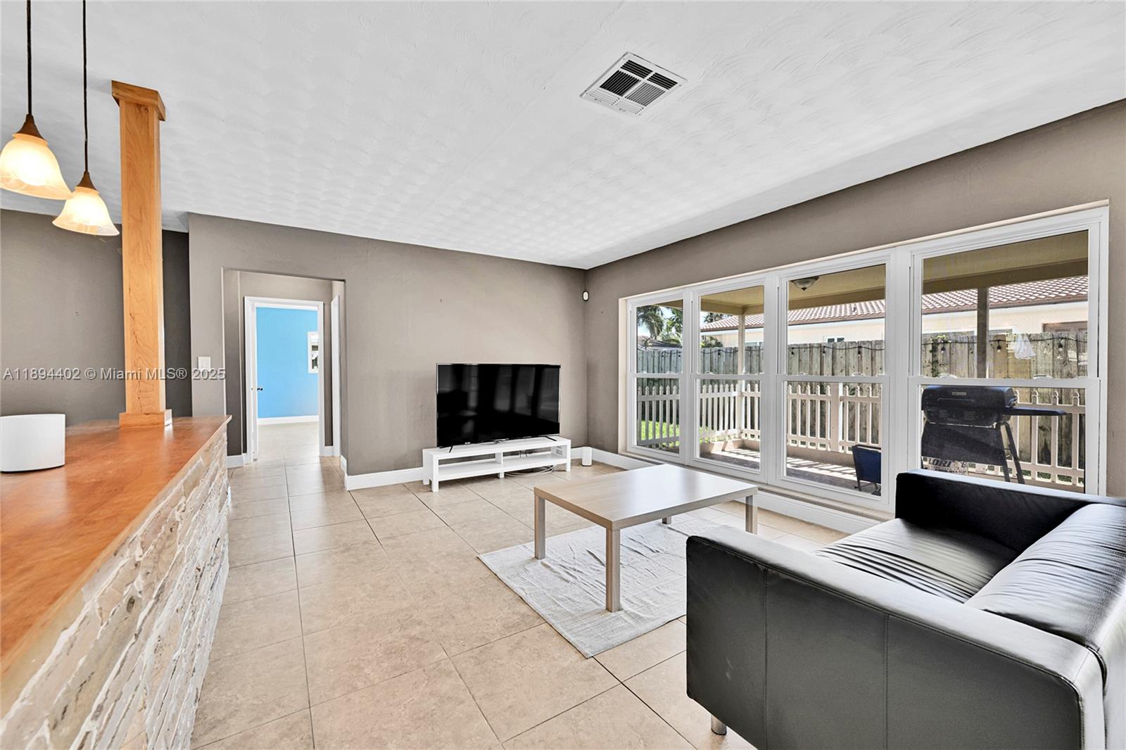 PALM RIDGE - Residential