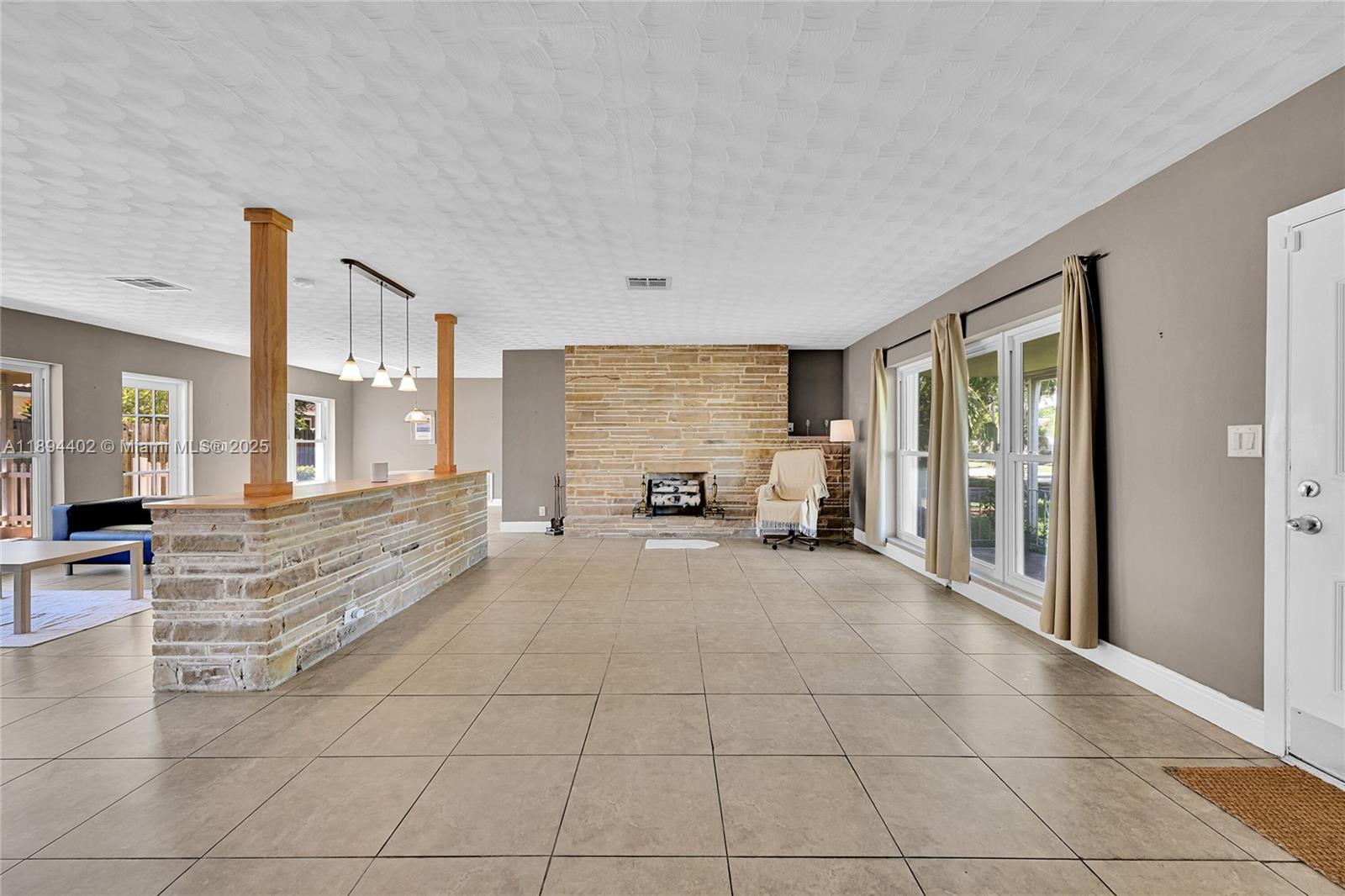 PALM RIDGE - Residential