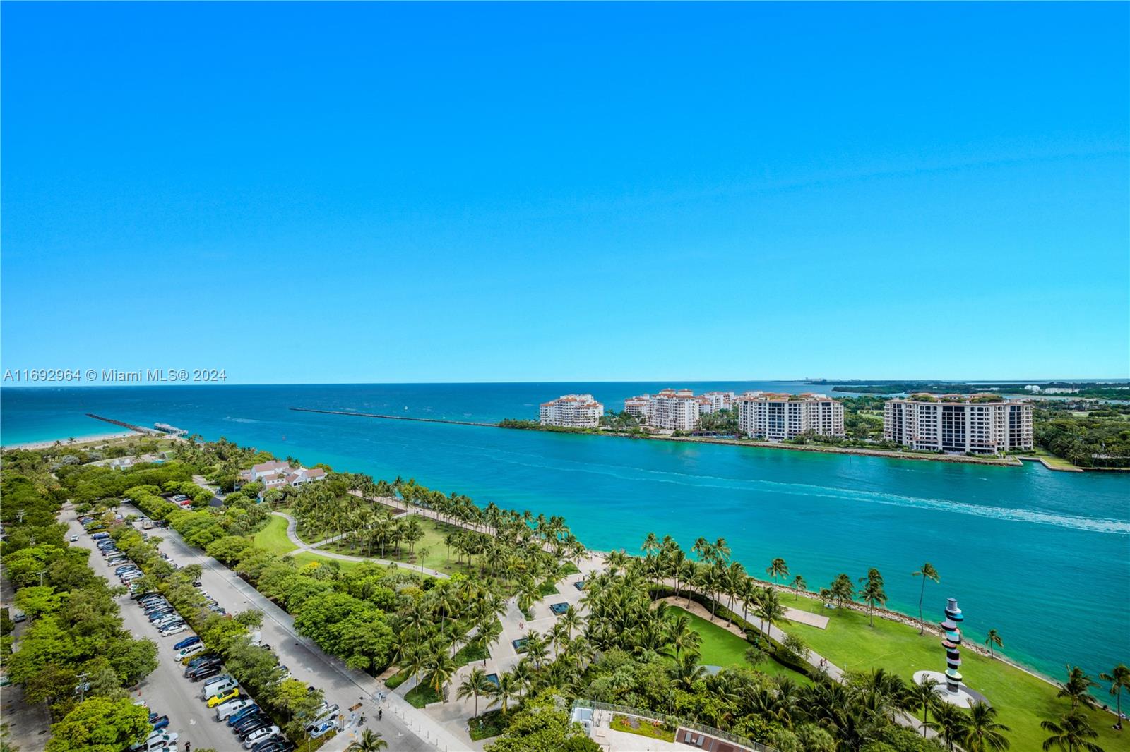 Rental Property at 800 S Pointe Dr 1802, Miami Beach, Miami-Dade County, Florida - Bedrooms: 3 
Bathrooms: 4  - $32,000 MO.