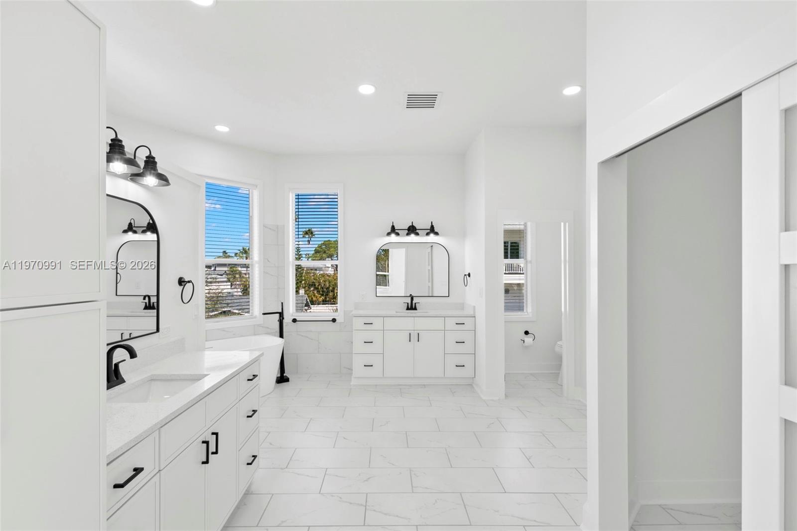 CRYSTAL BEACH - Residential