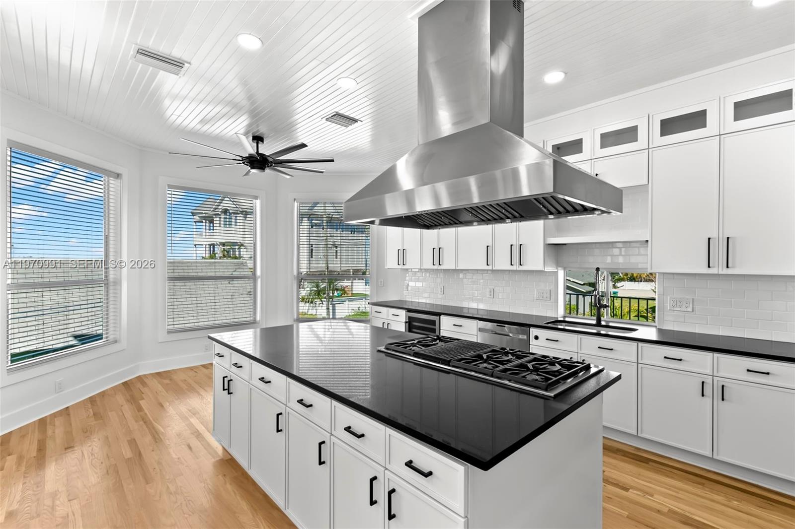 CRYSTAL BEACH - Residential