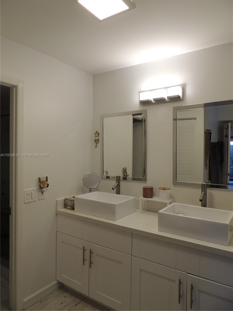 GREENS OF BOCA LAGO CONDO - Residential