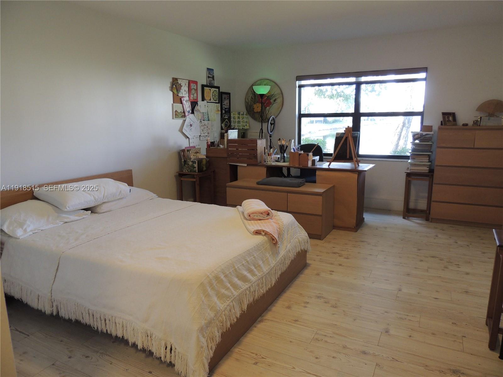 GREENS OF BOCA LAGO CONDO - Residential