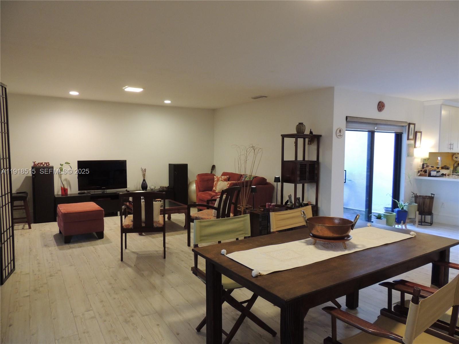 GREENS OF BOCA LAGO CONDO - Residential