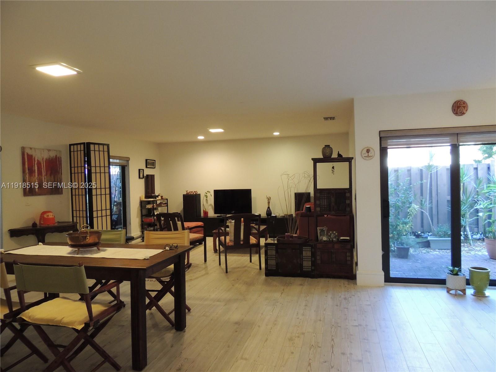 GREENS OF BOCA LAGO CONDO - Residential