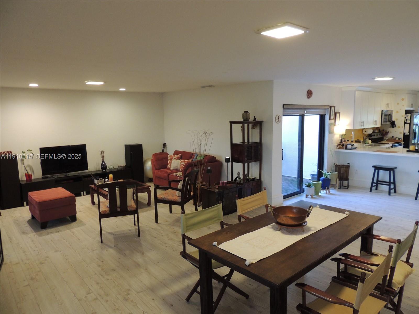 GREENS OF BOCA LAGO CONDO - Residential