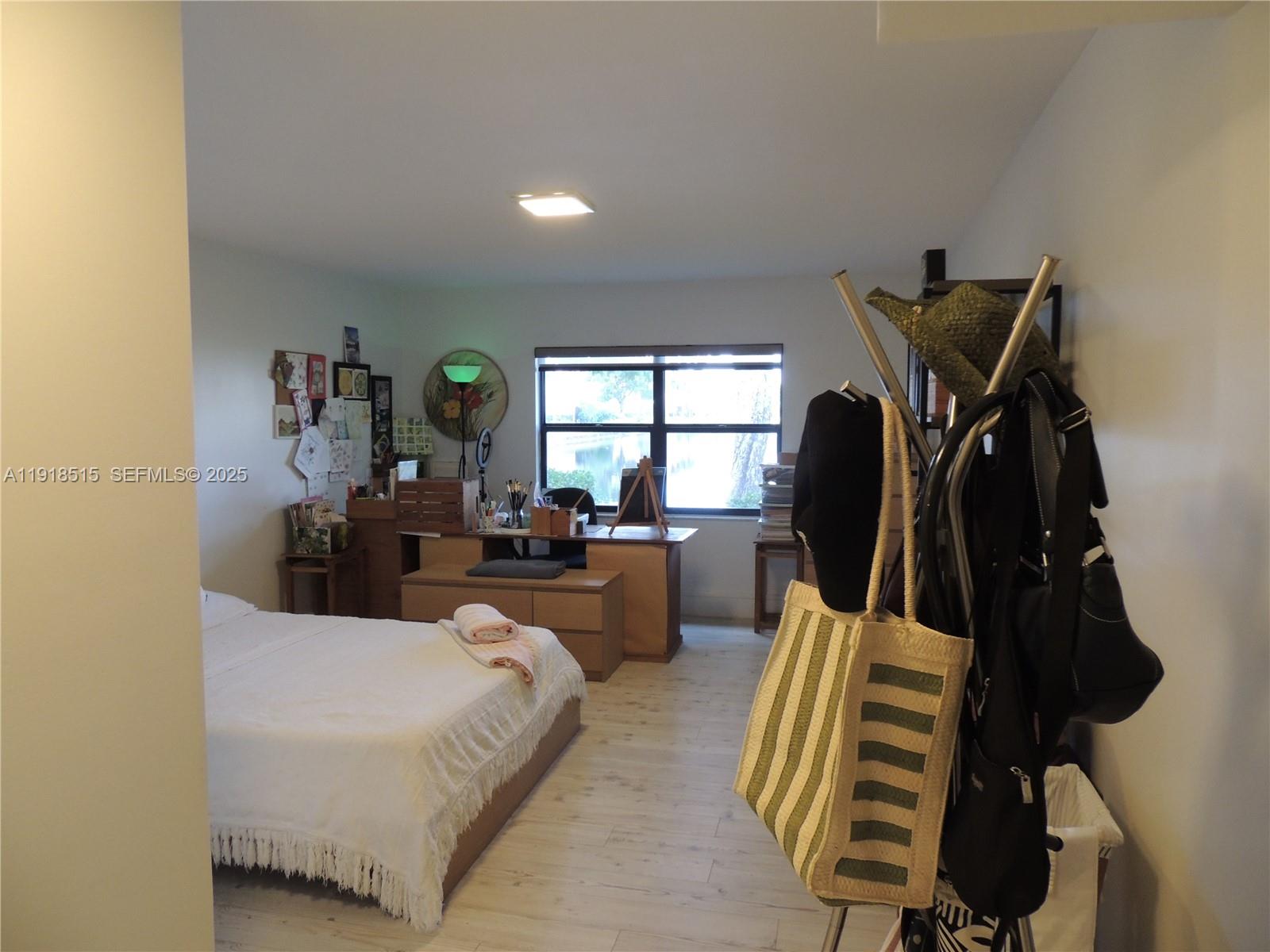 GREENS OF BOCA LAGO CONDO - Residential