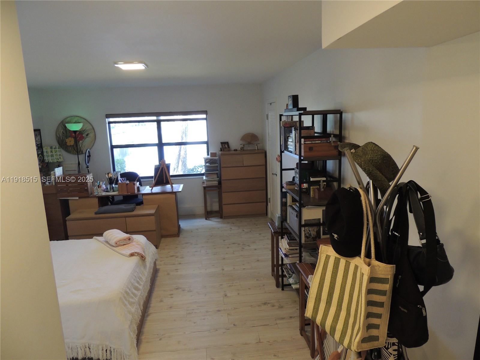 GREENS OF BOCA LAGO CONDO - Residential