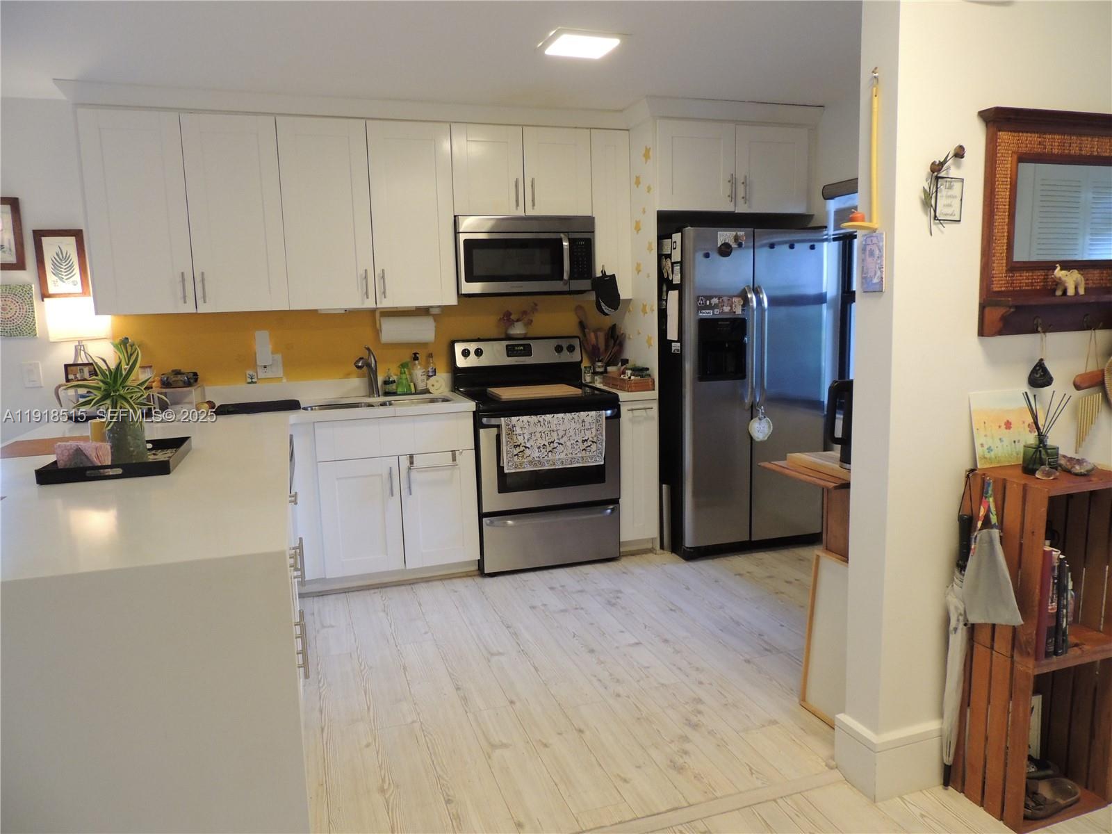 GREENS OF BOCA LAGO CONDO - Residential