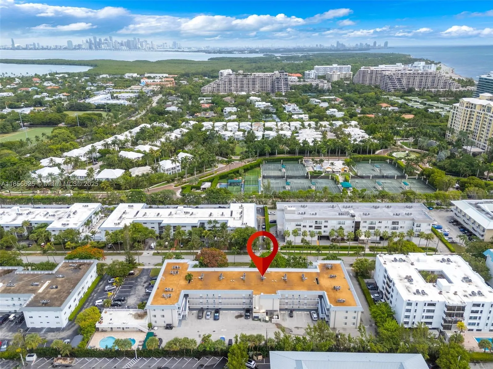 Key Biscayne, Florida 33149, United States, 1 Bedroom Bedrooms, ,2 BathroomsBathrooms,Residential,Active,190085