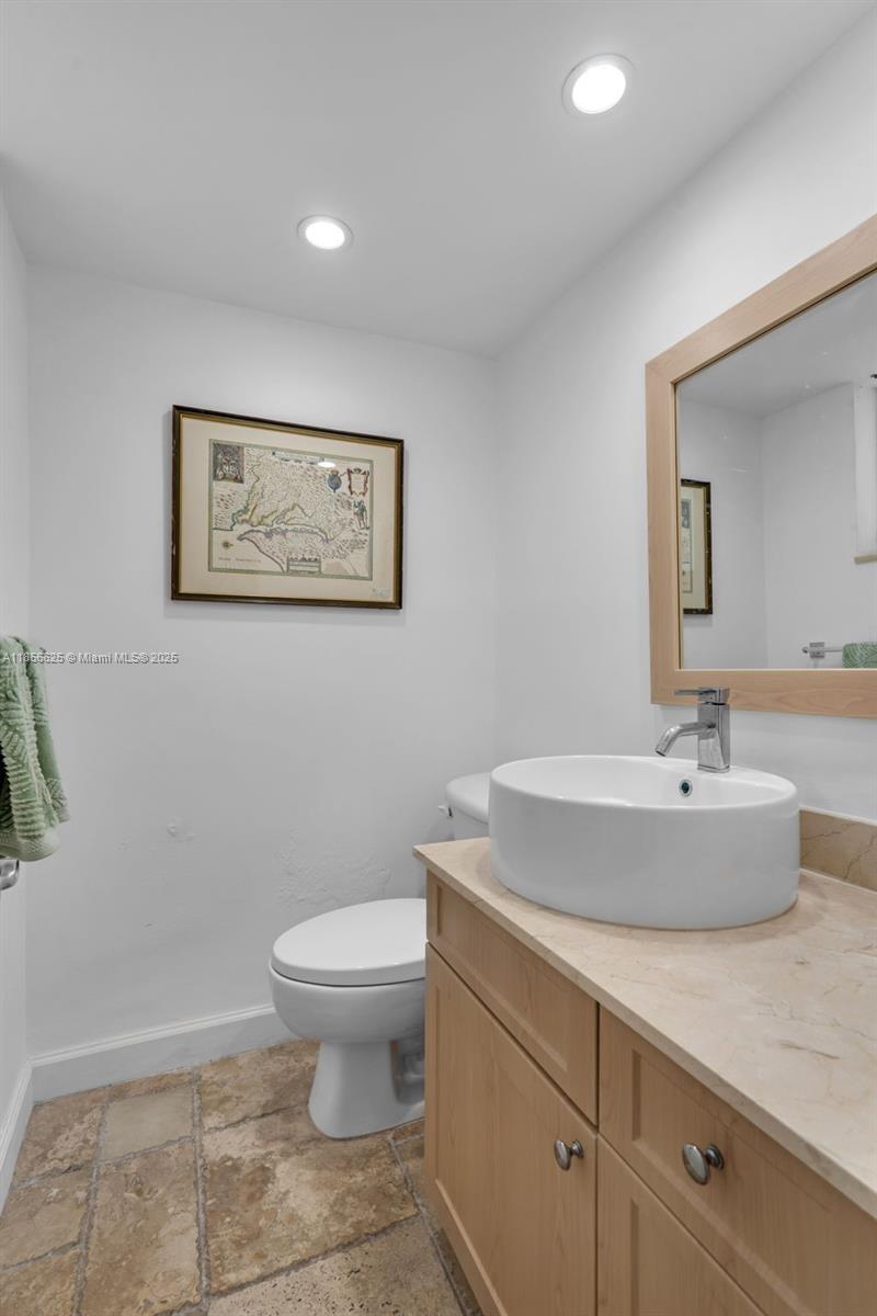 GALEN DRIVE CONDO APTS - Residential