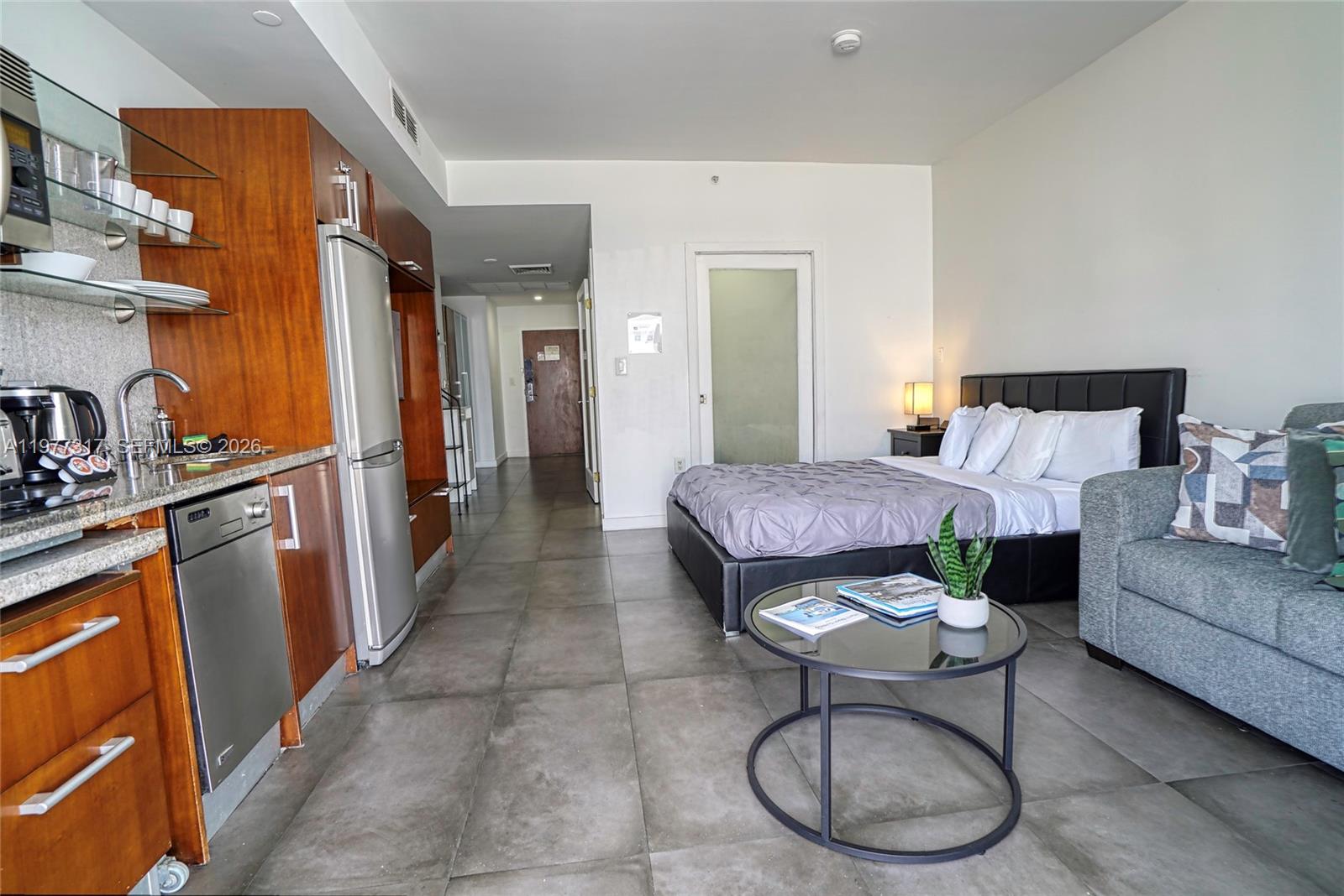 THE STRAND ON OCEAN DRIVE - Residential