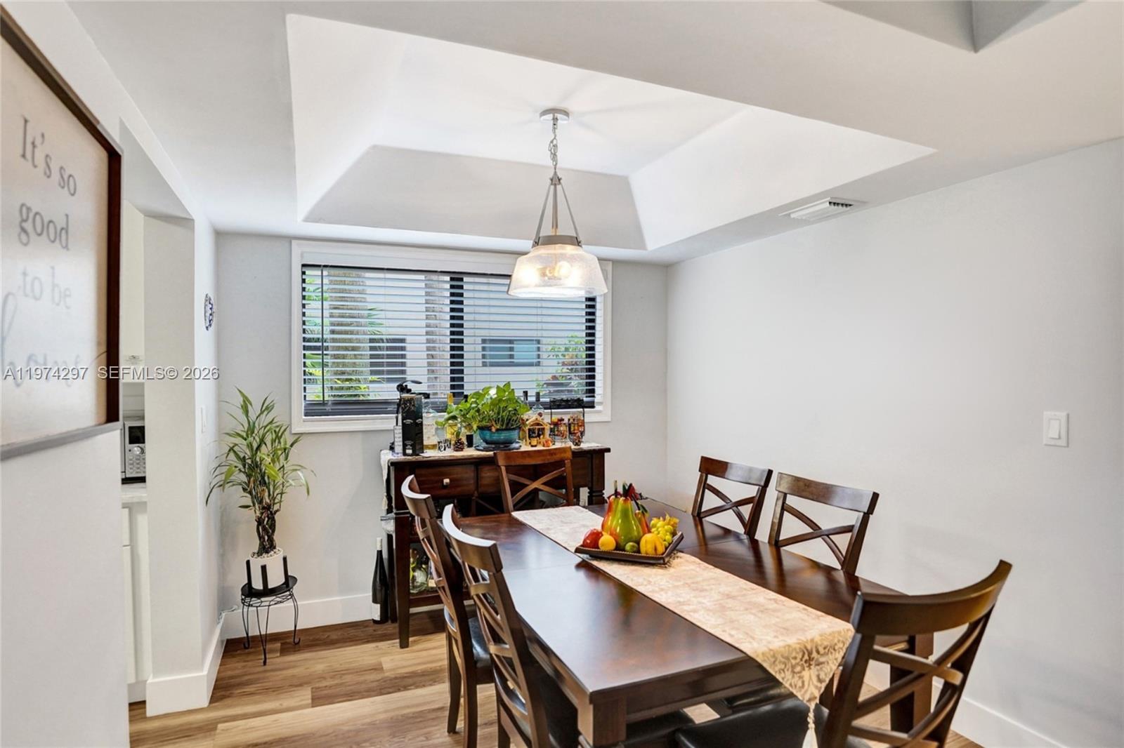 ASHLAND G CONDO - Residential