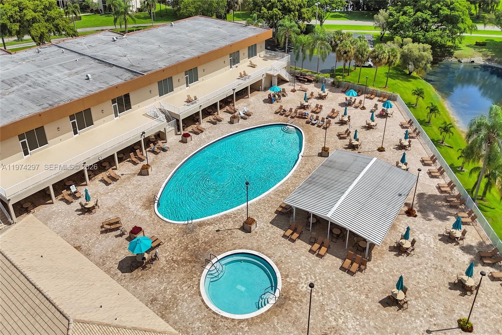 ASHLAND G CONDO - Residential