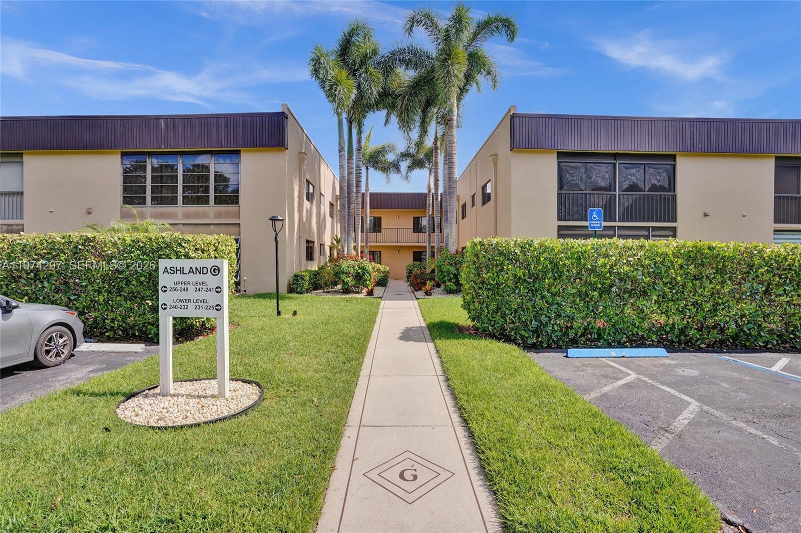 ASHLAND G CONDO - Residential