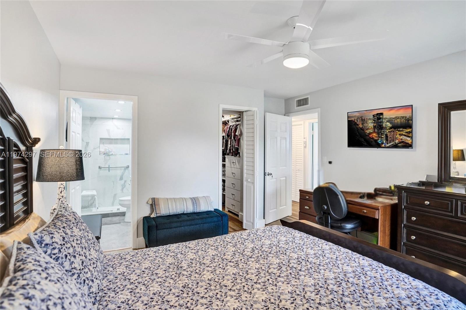 ASHLAND G CONDO - Residential