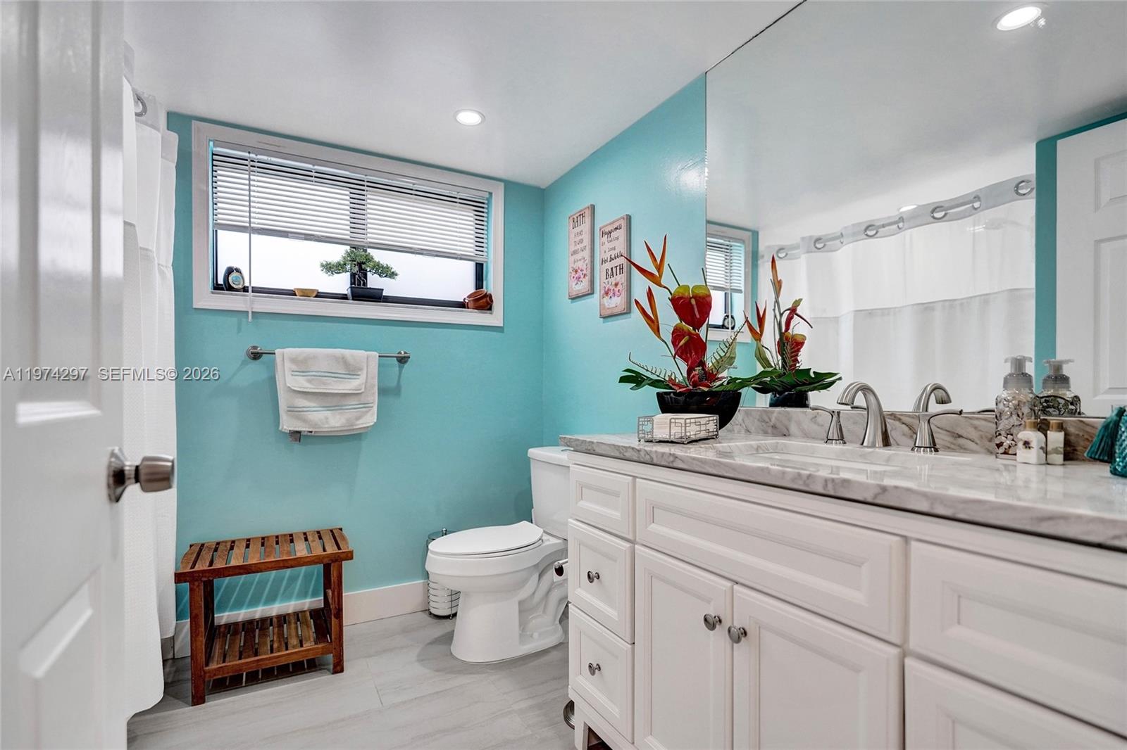 ASHLAND G CONDO - Residential