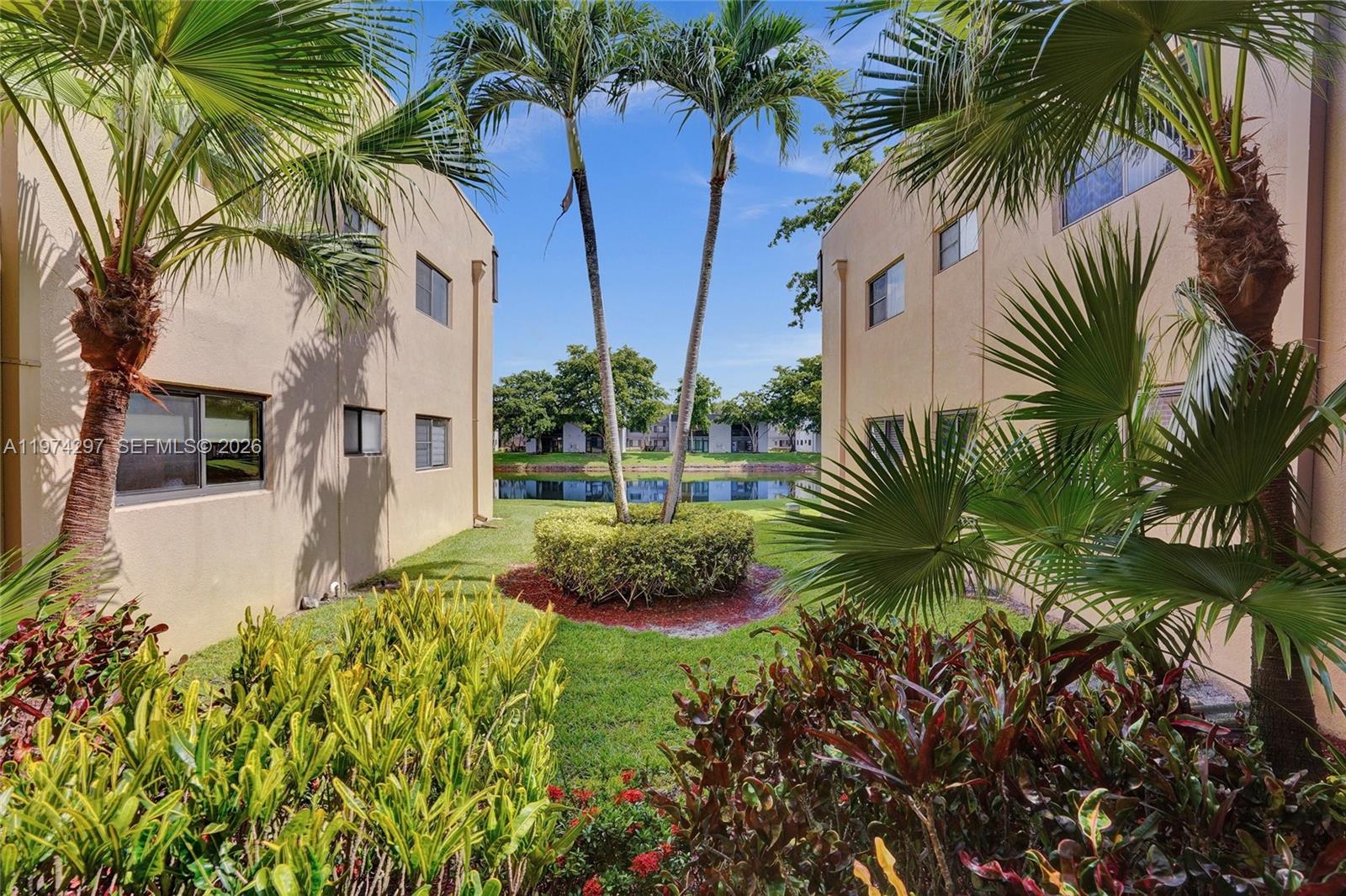 ASHLAND G CONDO - Residential