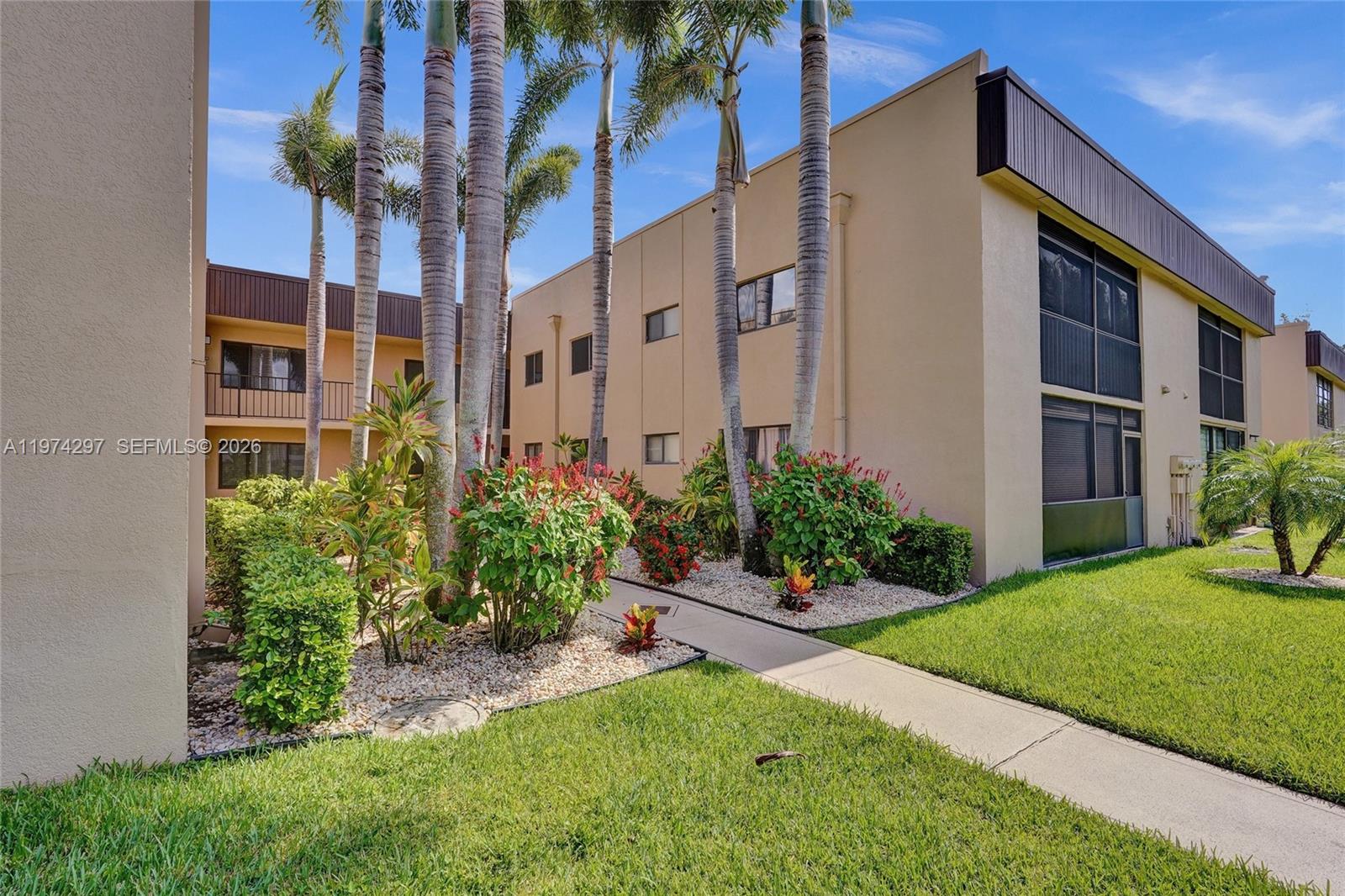 ASHLAND G CONDO - Residential