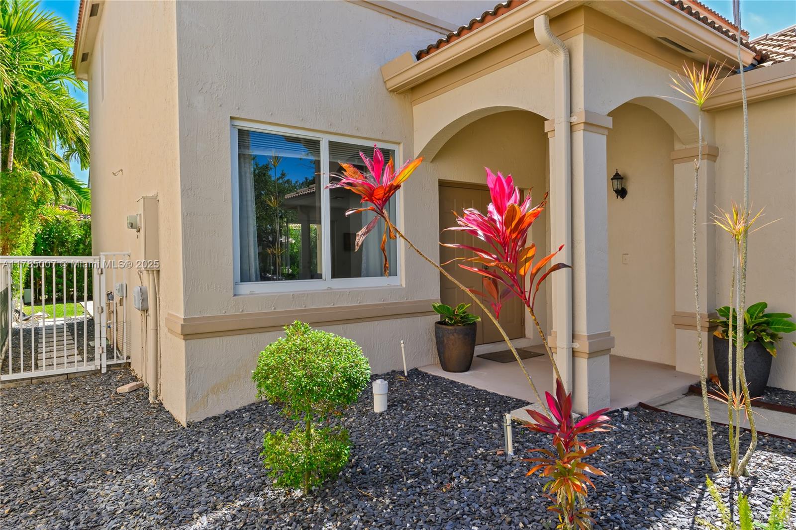 search properties 2 1916 Aspen Ln