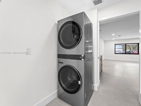 Tiny photo for 610 NE 164th Ter, North Miami Beach, FL 33162 (MLS # A11977806)