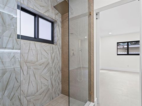 Tiny photo for 610 NE 164th Ter, North Miami Beach, FL 33162 (MLS # A11977806)