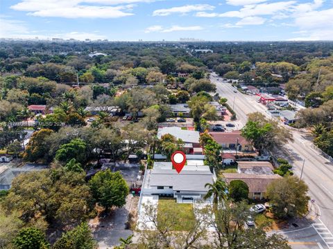 Tiny photo for 610 NE 164th Ter, North Miami Beach, FL 33162 (MLS # A11977806)