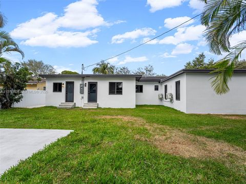Tiny photo for 610 NE 164th Ter, North Miami Beach, FL 33162 (MLS # A11977806)