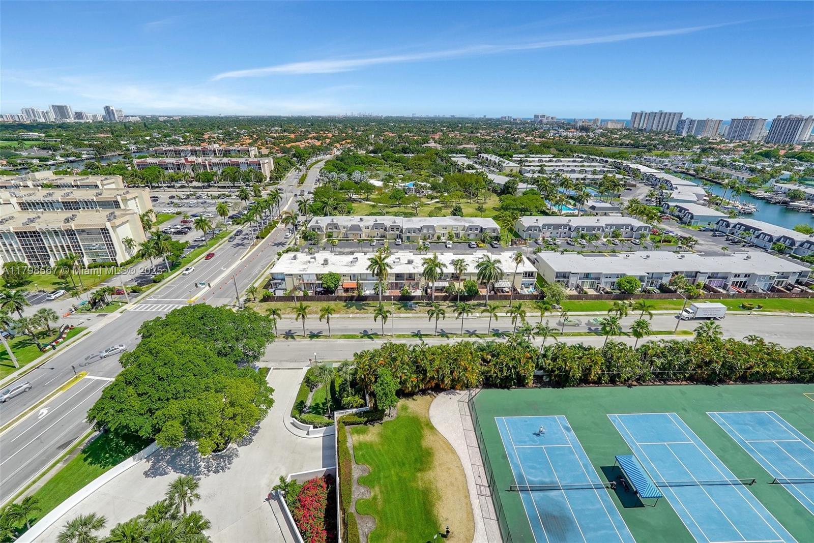 OLYMPUS CONDO PHASE - Residential