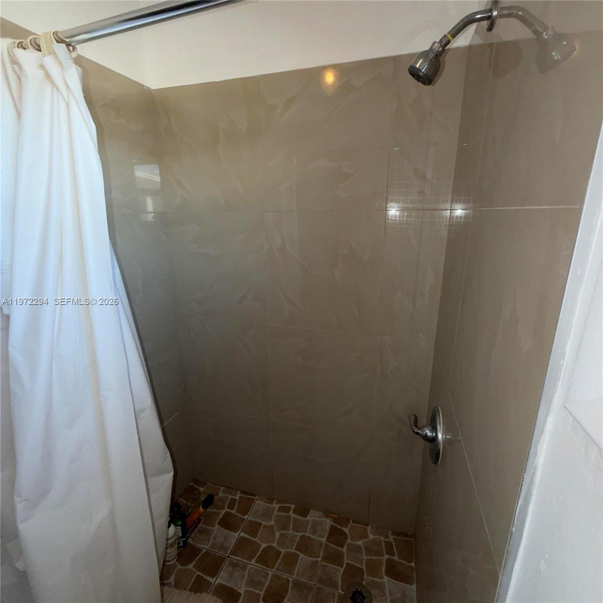 RIVERSIDE MANOR - Residential Income