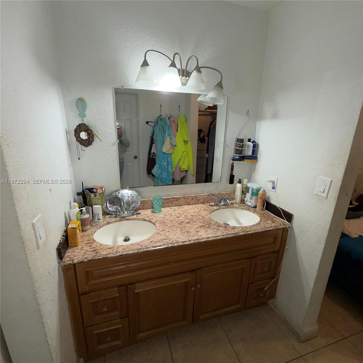 RIVERSIDE MANOR - Residential Income