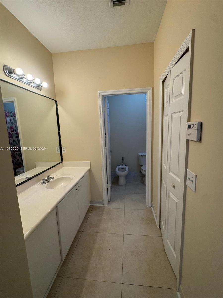 KENDALL VILLAGE TOWNVILLA - Residential Lease