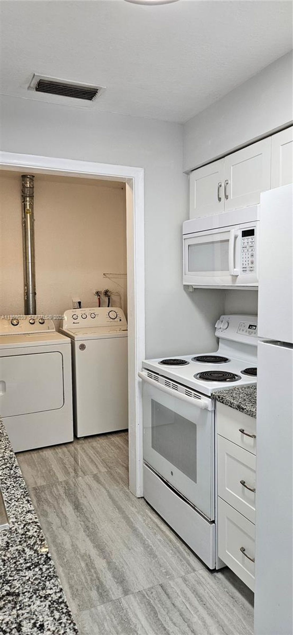 Photo of 1408 SW 9th Ave #1408, Fort Lauderdale, FL 33315 (MLS # A11999089)