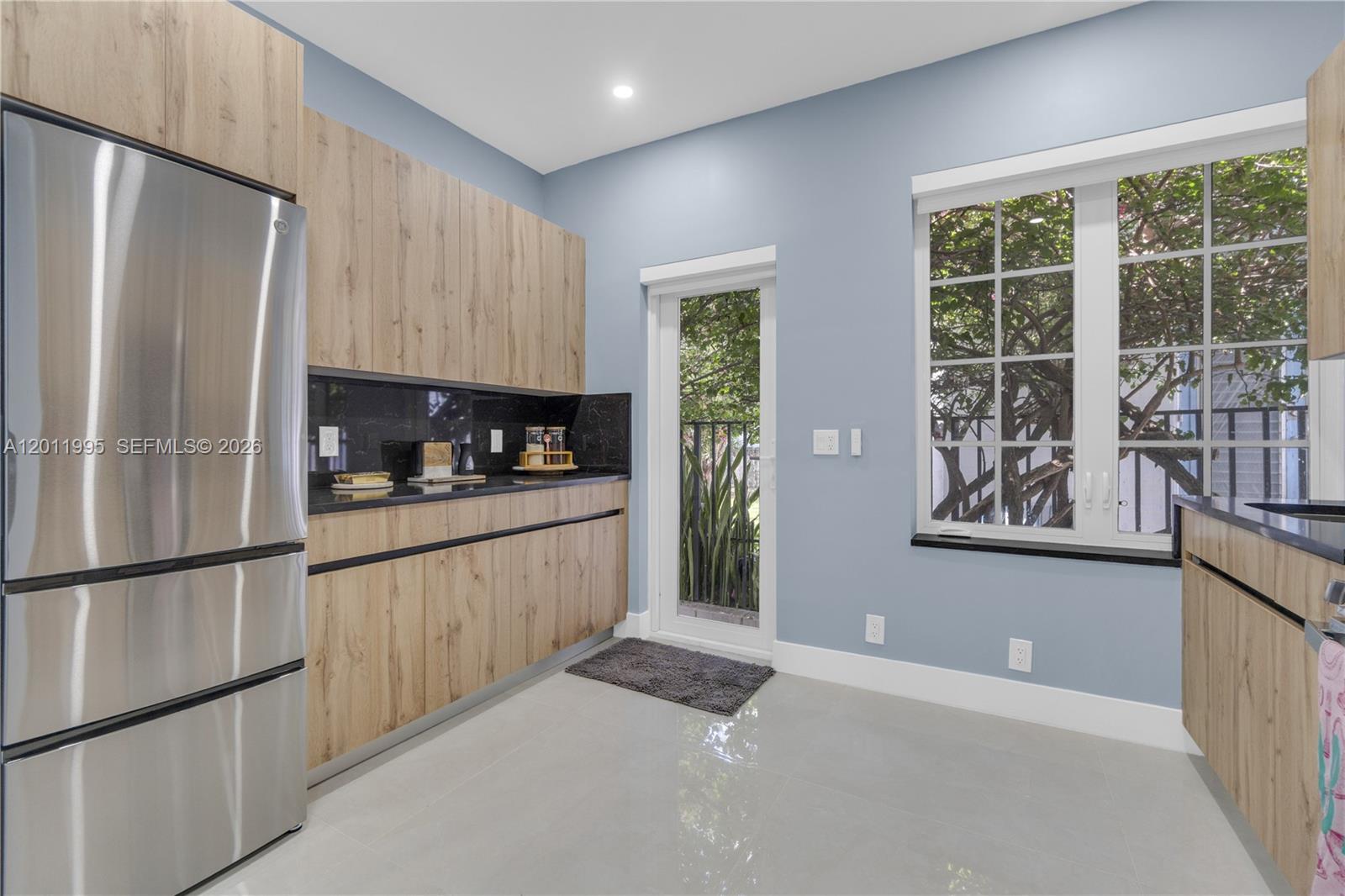 THE BELCREST CONDO - Residential