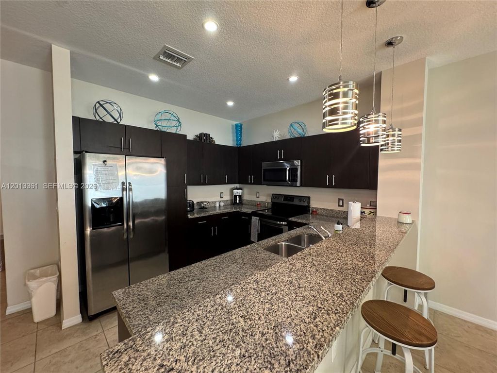 Photo of 2333 SE 5th St #2333, Pompano Beach, FL 33062 (MLS # A12013361)