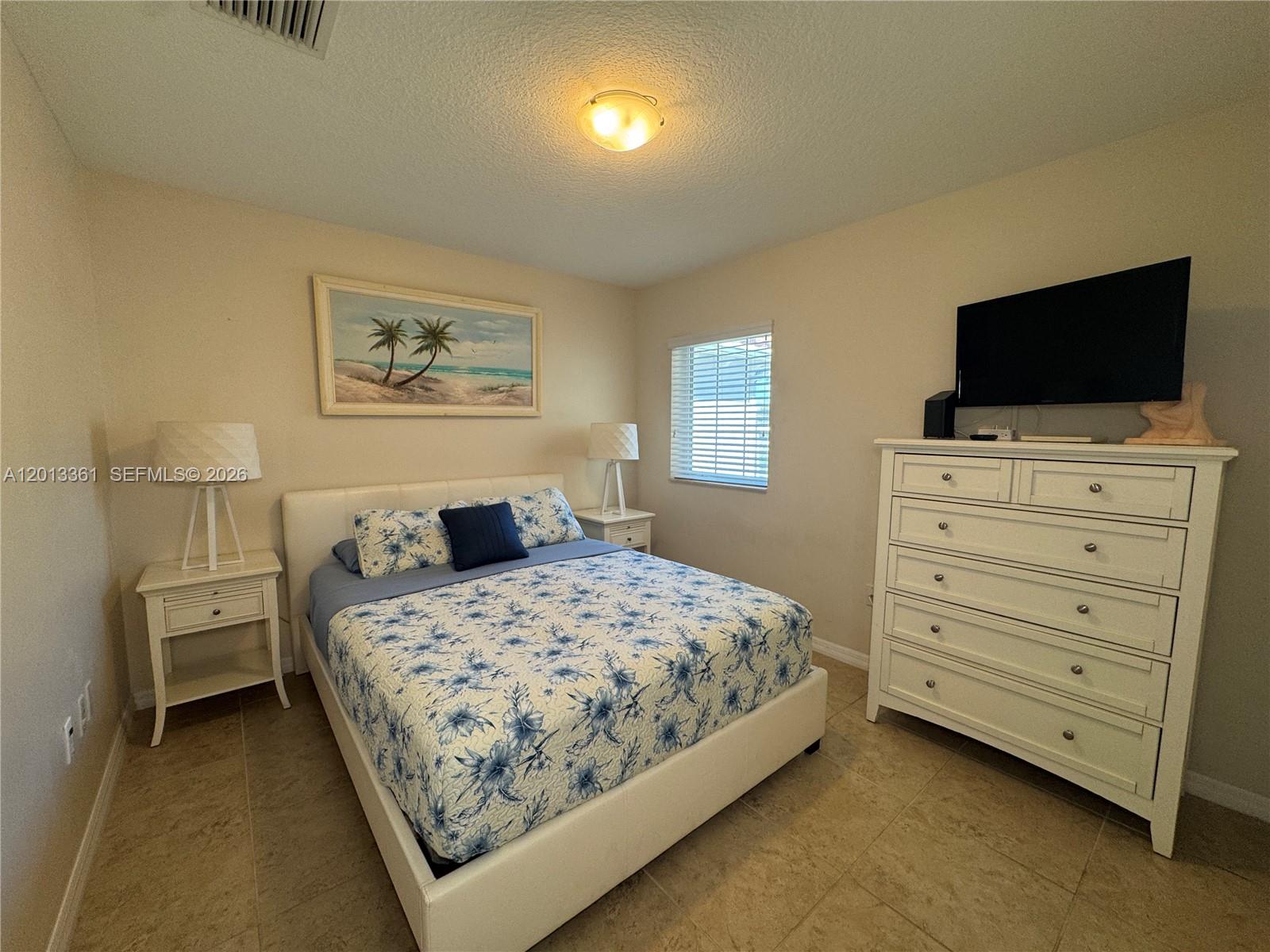 SANTA BARBARA ESTATES - Residential Lease