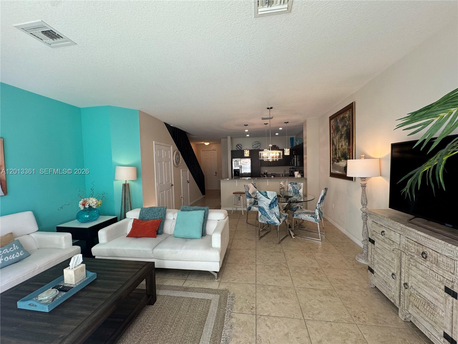 SANTA BARBARA ESTATES - Residential Lease