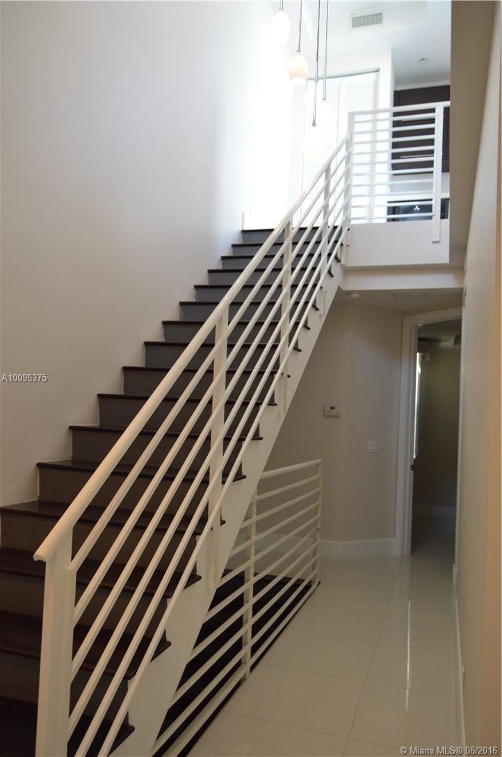 Everglade Land Sales Co F - Residential Lease