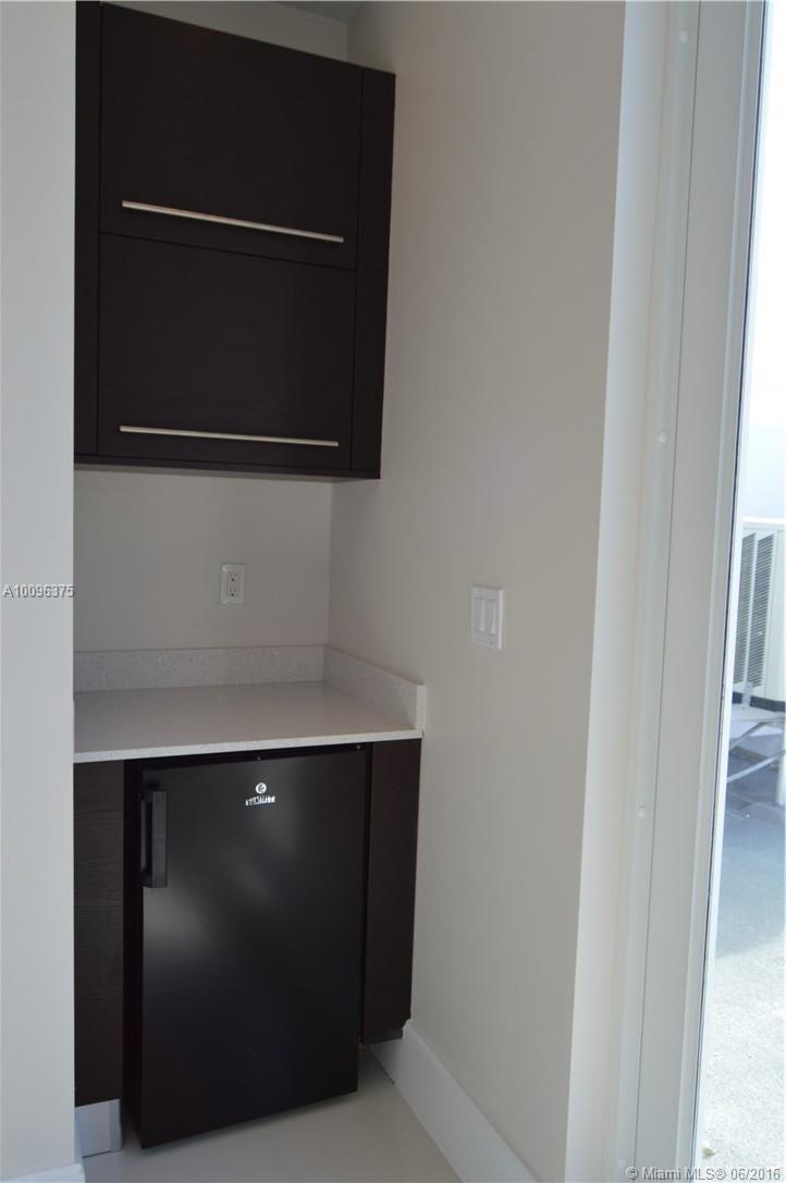 Everglade Land Sales Co F - Residential Lease