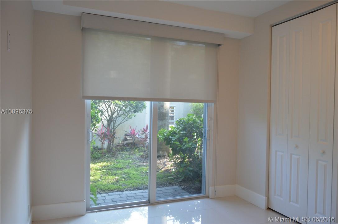 Everglade Land Sales Co F - Residential Lease