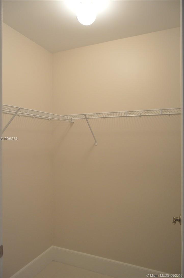 Everglade Land Sales Co F - Residential Lease