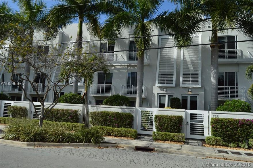 Gated East Ft Lauderdale Luxury Tri-Level 3 Bed 3.5 Bath 2CG Townhome Tucked Away Next to Downtown. Features a Private Elevator, Walled Rooftop Deck w/Hot Tub & Built-in BBQ Grill, Sink & Mini Frig. Rear Entry Inside Unit Bedroom/Bath on 1st level w/Garage. Main Level - Living, Dining & Amazing Kitchen w/Caesarstone Quartz Counters & Waterfall Edge w/Glass Tile Splash. Whirlpool Jenn-Air SS Appliances & European Cabs. Laundry rm w/Sink. Porcelain Tiles & Wood Stairs. Impact windows & doors.