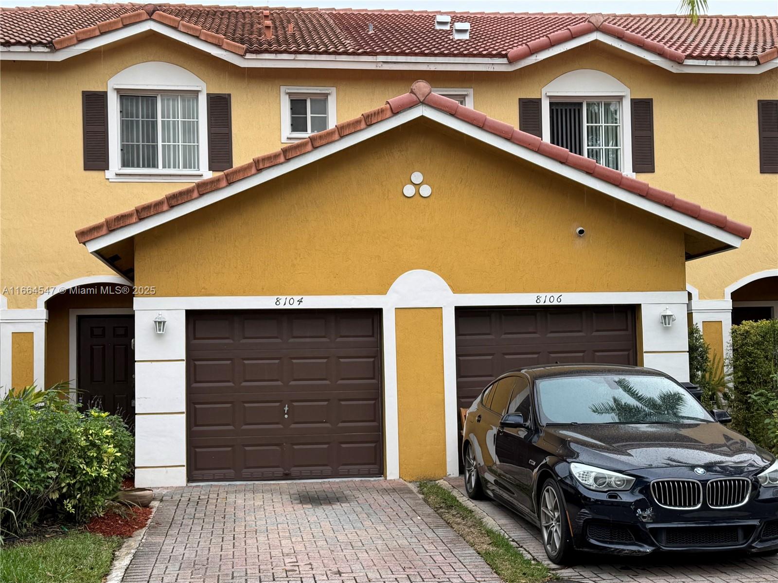 Rental Property at 8104 Sw 17 Court 8104, North Lauderdale, Miami-Dade County, Florida - Bedrooms: 2 
Bathrooms: 3  - $2,400 MO.