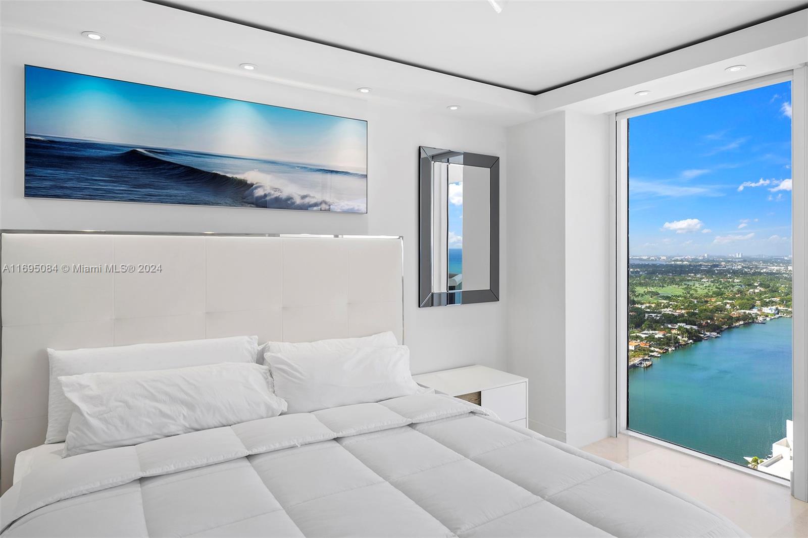 BLUE DIAMOND CONDO - Residential